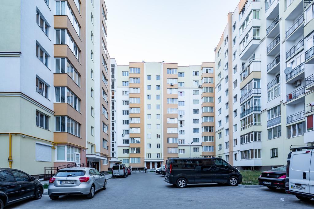 Apartments On The Square Of Prince Svyatoslav Lviv Exterior photo